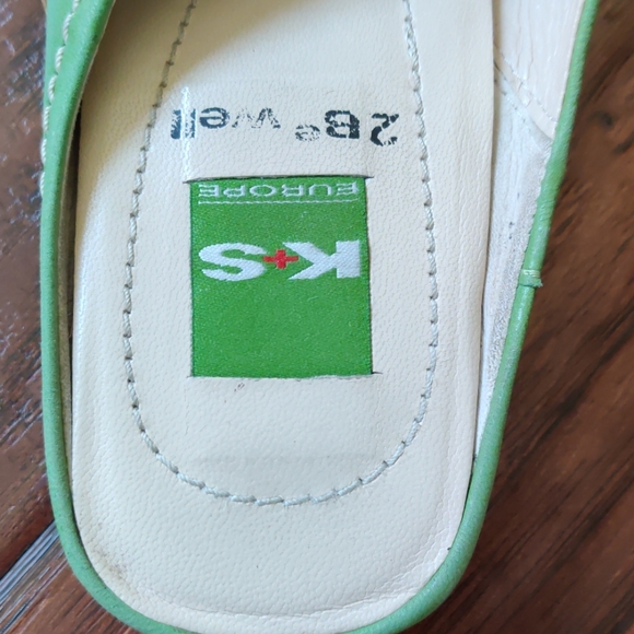 walking shoes that look like dress shoes